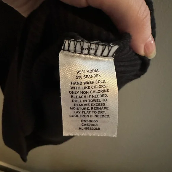 Ribbed square neck top - Picture 4 of 4